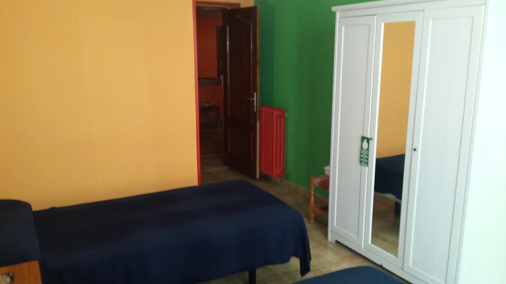 מדריד Hostal Rico מראה חיצוני תמונה