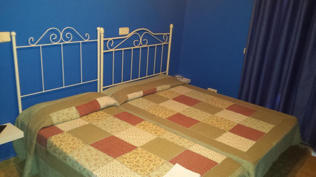 מדריד Hostal Rico מראה חיצוני תמונה