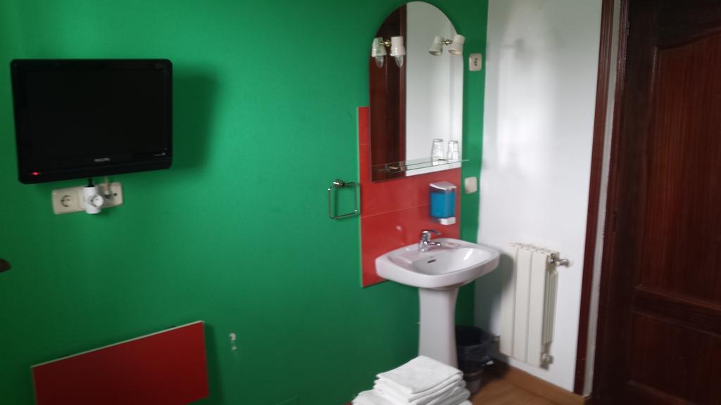מדריד Hostal Rico מראה חיצוני תמונה
