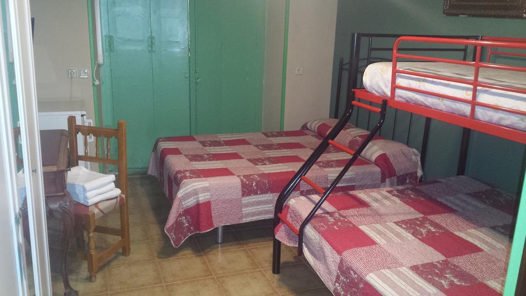 מדריד Hostal Rico מראה חיצוני תמונה